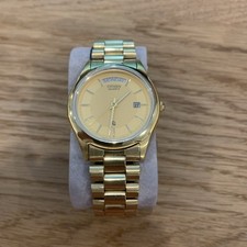 Citizen Quartz CQ Day Date Anzeige