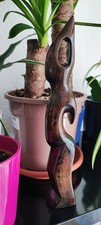 Alte abstrakte Holzskulptur