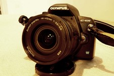 Olympus E-420 mit Zuiko