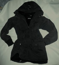 BENCH. - schwarze gefütterte Jacke mit Kapuze, Gr. L, top