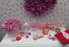 Puppenhaus 1:12 Miniatur: Duftserie Rosegarden # Verschiedene Sets