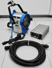 ARRI COMPACT 200 W HMI Scheinwerfer, EB 125/200 Ballast, Kabel