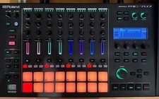 ROLAND Groovebox MC-707