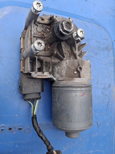 1137328504 wischermotor vorne