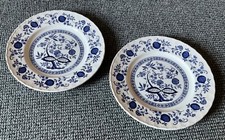 2 Essteller, Royal Tudor, Blue Onion, 25 cm, England, guter Zustand