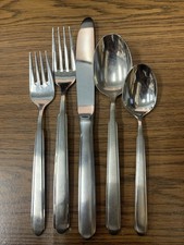 WMF BRUSSEL  5pc place