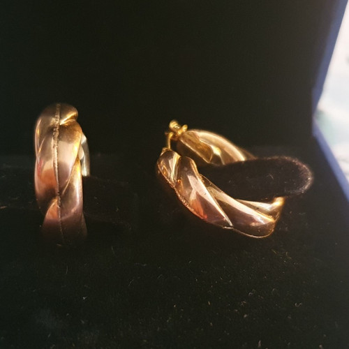 Goldfarbene creolen ohrringe - goldfarbene, creolen-ohrringe