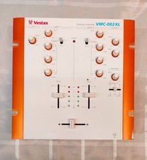 Vestax VMC-002XL DJ-Mixer 2-Kanal mit Isolator EQs, XLR, Top Sound