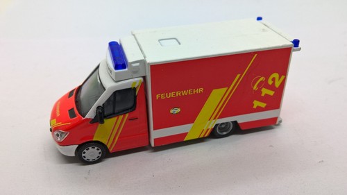Schuco mercedes sprinter - schuco, 1:87