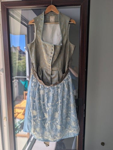Dirndl moser in - dirndl, gr.
