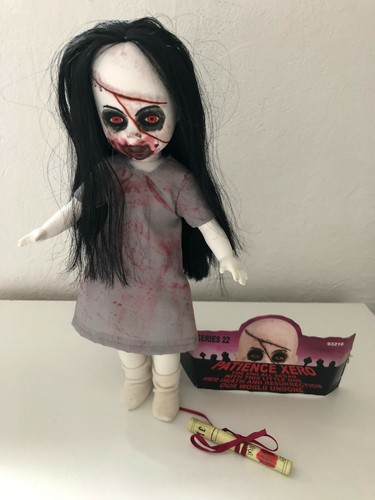 Living dead dolls patience - living,