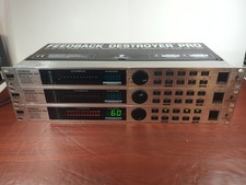1x Behringer DSP 1100P