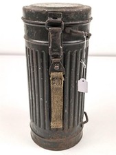 Gasmaskendose Wehrmacht Modell 1938. Originallack, datiert 1943