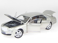 Bentley Mulsanne gold LHD Modellauto 43800 Rastar 1:18