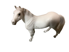 Breyer Reeves Stablemate