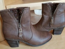 Stiefeletten Farbe Baun