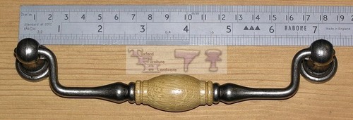 Einzelner antiker tropfengriff - einzelner,
