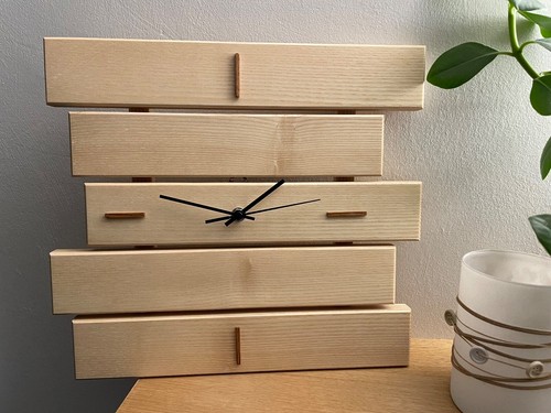 Wanduhr holz esche quadratisch - wanduhr,