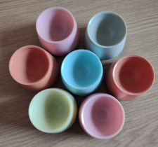 Eierbecher Melamin pastellfarben; 7 STÜCK; retro vintage