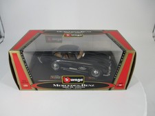 Burago 1:24 15022 Modellauto
