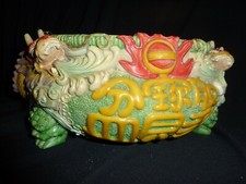 CHINESISCHE KUNSTHARZ 26 CM