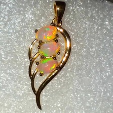 Natur Opal ECHTER Kristallopal Welo Anhänger 925 Sterling Silber Gold vergoldet