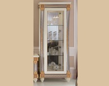 Klassische Vitrine Beige