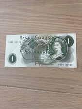 Seltener unzirkulierter bank - seltener,
