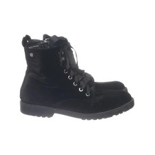 XTI the Perfect, Boots