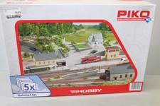 Piko 61923 Gebäudebausatz Bahnhof- Set Spur H0 OVP