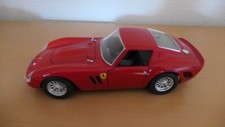 Burago - Ferrari - GTO  ( Baujahr 1962 )  Modellauto - 1 : 18