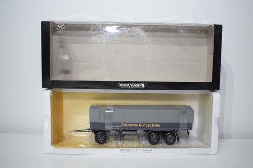 C28 minichamps 439161092 - 1:43,