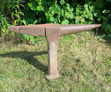 Alter großer seltener Amboss