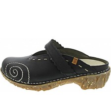 El Naturalista Yggdrasil Damen Clogs in Schwarz
