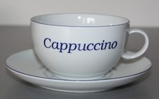 Thomas große Tasse u. Untere Aufschrift "Cappuccino" weiß mit blauem Rand