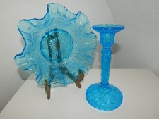 1 Kerzenleuchter antik Pressglas hell-blau Höhe 19 cm und Schale