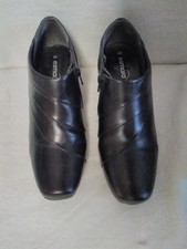 Stiefeletten Hochfrontpumps Damenschuhe gr 40 (6,5) von Esmara