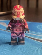 Custom LEGO® Minifigur – Handgemacht  (ohne Kopf & Hände)