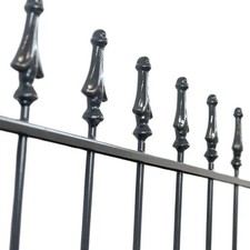 Gartenzaun mit Dekor 2m