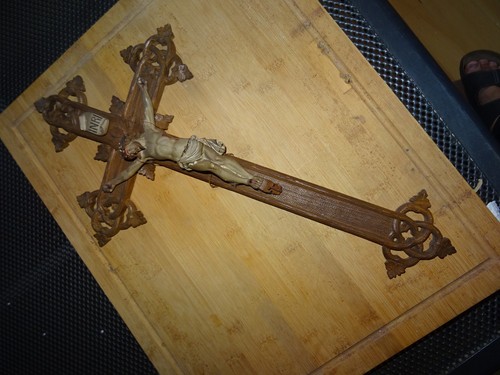 Uralt jesus kreuz - jesus, am