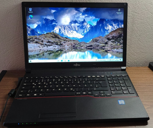 Fujitsu lifebook e556 - lifebook, i5-6200u