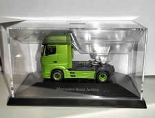 Mercedes-Benz Actros Sattelzugmaschine 1:87 Grün von Mercedes Benz
