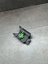 Audi A4 S4 B6 B7 8E Stellmotor 8E1820511B 0132801303 Defrosterklappe Bosch Valeo