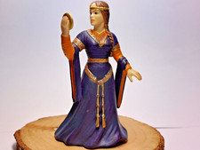 Schleich 70026 Hofdame