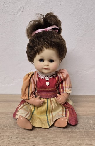 Nette kunststoff puppe - kunststoff,