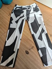 Damen-Hose  Größe 40 von Rick Cardona Modell Aleria  Farbe: Schwarz/Weiß