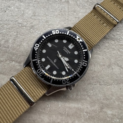 Citizen mid size quartz - size,