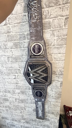 Wwe wrestlemania golden - wwe,