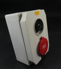 CEEform Wandsteckdose mit Verriegelung | 16A-6h/380V~ | 3P+ | 4-polig