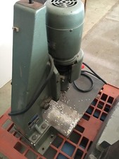 Constantin Hang 136-D Zweispindel Tisch-Papierbohrmaschine  Paper Driller